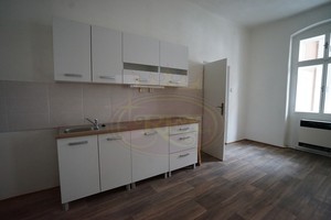 Nabízíme vám pronájem bytu 2+1 v Jaroměři-Josefov,…